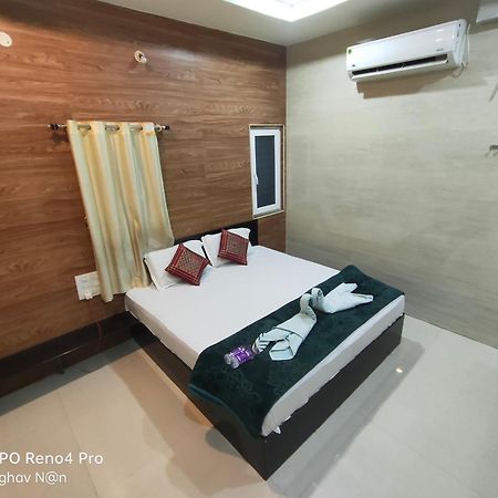Kamala Sadana Lodge Mādhavaram Екстериор снимка